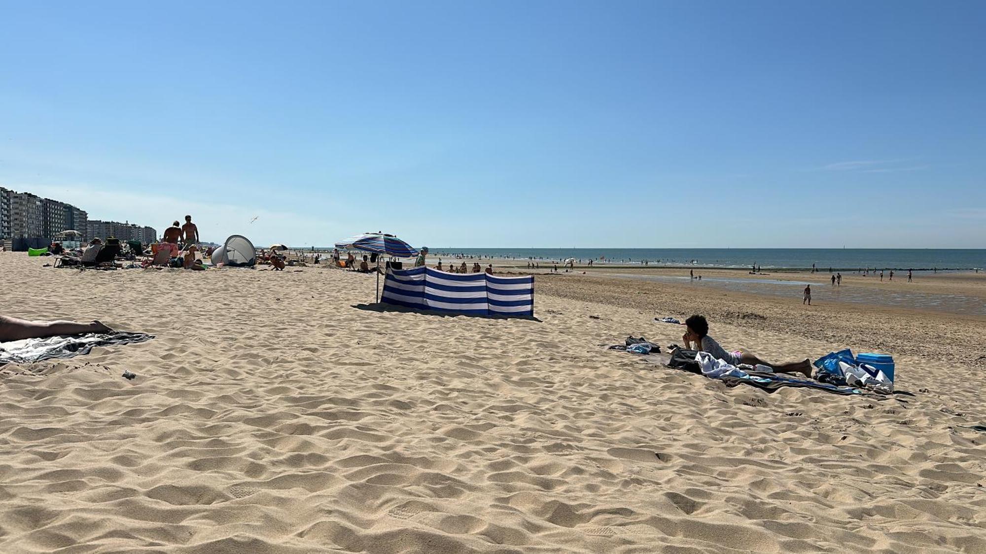 Oostende Studio Royal Ascot Q7 Met Terras En Zeezicht Op Toplocatie المظهر الخارجي الصورة